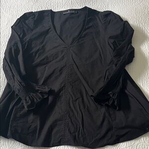 Pomander Place Easton Blouse in Black, size Medium